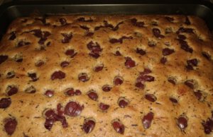 Rezept Apfel- oder Pflaumenblechkuchen